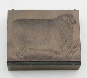 VINTAGE COPPER PRINTING STAMP ON WOOD SHEEP FIGURE "GOLDFINDER 3027" (2.75" long - Picture 1 of 3