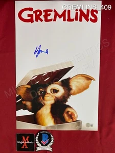 Foto autografata Howie Mandel firmata 11x17 Gremlins Gizmo Beckett COA horror - Foto 1 di 4