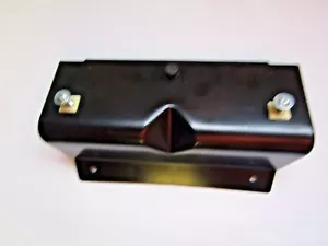 Soporte de matrícula frontal para cargador 70 1970 NUEVO - Imagen 1 de 3