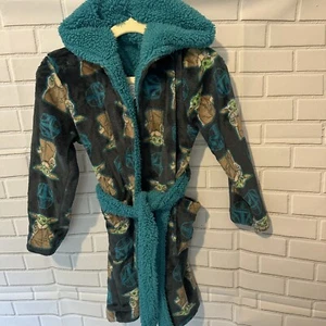 Star Wars Boys Plush Green Baby Yoda Bathrobe Size (6) - Picture 1 of 6