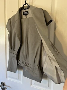 women 2piece grey suit set low waist short sleeve top straight leg good conditio - Picture 1 of 12
