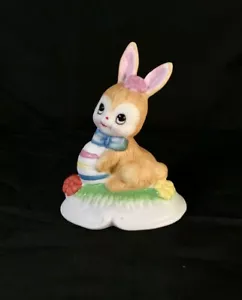 Cute Vintage Easter Bunny Rabbit w/ Easter Egg FLAMBRO FIGURINE 4” - Picture 1 of 6