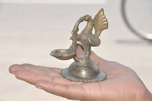 Old Brass Unique Peacock Shape Engraved Handcrafted Oil Lamp - Picture 1 of 6