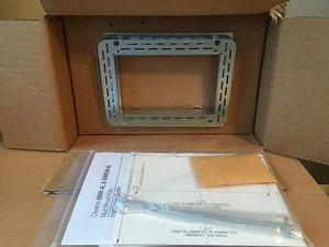 Crestron WMKM-4L Wall Mount Mounting Kit For TPS-4L - Picture 1 of 2