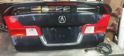 01-03 Honda Civic/Acura EL trunk bumper ,EM2, EP3, DC5,ES1,ES2,EL,domani,si.vtis - Image 1 of 4