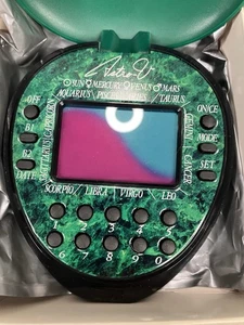 vintage "Astro-V Computer Horoscope" handheld electronic game. - Picture 1 of 8