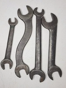 Lot of 4 Vintage Mixed Hand Tools Random Size Wrenches Primitive - Picture 1 of 5