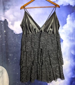 Abito slip babydoll pizzo raso nero cacique taglie forti 22/24 romantico gotico - Foto 1 di 7