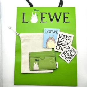 LOEWE x Studio Ghibli My Neighbor Totoro Collaboration Green Capsule Card Case - Bild 1 von 5