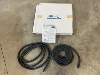 Ford Truck 78 79 Bronco 1967-1979 sellos de puerta delantera resistente a la intemperie 67-79 nuevo en stock Foto 1 de 4