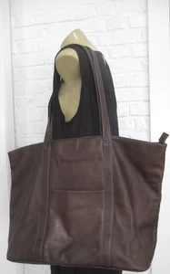 Latico Suburban Leder Beuteltasche/Weekendertasche - 235 $ groß Cafe dunkelbraun - Bild 1 von 10