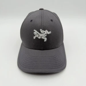 Arcteryx Flexfit Hat Mens OS Dark Gray Elastic Activewear Skeleton Logo Cap - Picture 1 of 9