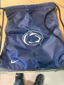 Mochila Penn State Nittany Lions talla única azul y plateada con logotipos (DW T-5) - Imagen 1 de 4