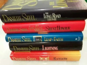 5 x Danielle Steel Hardcover Book Bundle Pack Romance Novels Country Drama - Picture 1 of 8