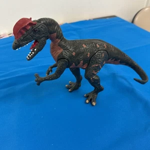 Terra von Battat Dilophosaurus mit Licht & Sound Dinosaurier funktioniert OHNE Batterien - Bild 1 von 8