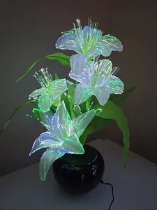 Weiße Lilie LED Glasfaser Leuchtpflanze Farbwechsel 44 cm - Bild 1 von 24