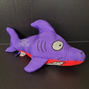 De colección Malibu Divertido Mascotas Mojadas: Tiburón Púrpura 14" Peluche Piscina Nylon Bañera Juguete - Imagen 1 de 9
