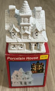 Vintage NOS 90er Porzellan Haus Dorf Weihnachten bemaltfertig Bahnhof - Bild 1 von 5