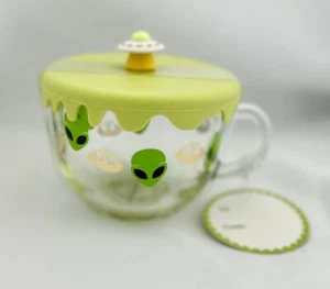 Alien Raumschiff Glas Becher mit Silikon Topper BPA frei von Sheffield Home Neu mit Etikett - Bild 1 von 8