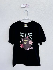 ** BRAND NEW ** Bape Graphic Tee A Bathing Ape Black T-Shirt Size Large - Picture 1 of 4