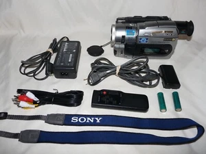 Videocamera Sony DCR-TRV510 Digital8 HI8 8mm Video8 lettore videoregistratore trasferimento video - Foto 1 di 6
