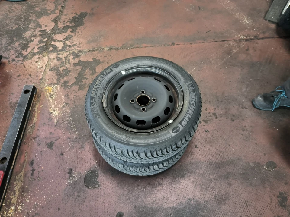 Gomme - Immagine 1 di 3