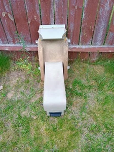 Bmw E24 Rear Center Armrest Pearl Beige 635csi 633csi M6 - Bild 1 von 4