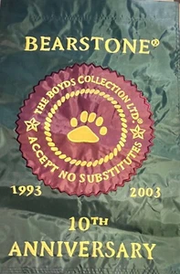 BEARSTONE The Boyds Collection 1993-2003 10º Aniversario BANNER 28" X 18,25" - Imagen 1 de 3