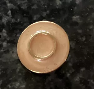 St.John metal and beige enamel button - Picture 1 of 1