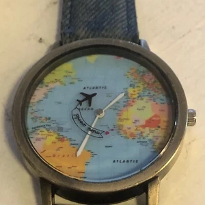 World Map Quartz Watch - Picture 1 of 6