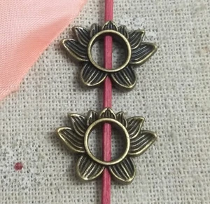 Envío gratuito 86 piezas Espaciadores antiguos de flores de loto de bronce 14x19 mm L-4916 - Imagen 1 de 4