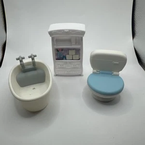 Peppa Pig Deluxe Doll House Furniture Blue White Bathroom Toilet Set Bundle - Picture 1 of 9