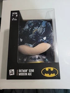 YuMe 7 Zoll DZNR Batman 80th Anniversary Collector Plüsch - Modern Age Edition E2 - Bild 1 von 4