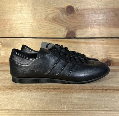 NEW Mens 7 / Womens 8 adidas Y-3 Japan 'Triple Black' Low Top Sneakers IE1450 - Image 1 of 4