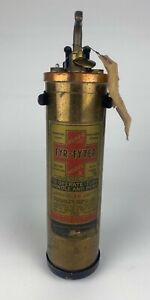 Empty VTG Brass FYR-FYTER SUPER MODEL "A" FIRE EXTINGUISHER w/ MOUNTING BRACKET 