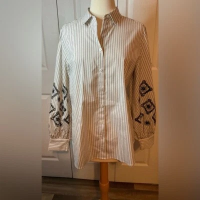 Chico’s Poplin Tunic Striped Button Down Cutout Sleeves Top Size 1.5 Medium New - Image 1 of 4