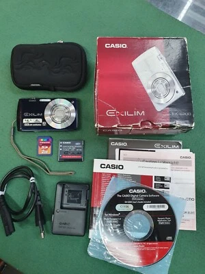 Casio EXILIM EX-S200 14.1MP Digitalkamera *TOP* - Bild 1 von 4