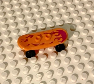LEGO MINI FIGURE Lego City Skateboard Orange with Tomato Red Flames - Picture 1 of 2