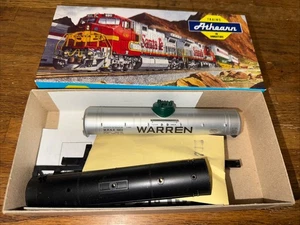 Athearn HO Scale Kit# 01576 WARREN 40' Single Dome Tank Car WRNX 4803. NOS - Picture 1 of 2