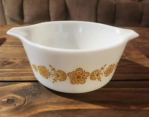 Vintage 1970er Schmetterling Gold ~ Pyrex kompatibel ~ 1,5 Quart Auflaufform (ohne Deckel) - Bild 1 von 4