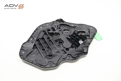 BMW 228i M235i F44 2020-2024 puerta trasera derecha ventana regulador soporte OEM Foto 1 de 4