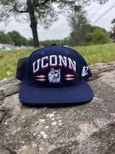 Vintage UConn Huskies Spike SnapBack New With Tags! - Picture 1 of 3