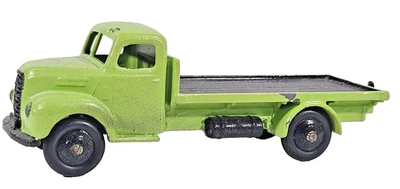 Vintage Dinky Toys No422 Fordson Thames Flatbed Truck Green Original 1950s Unbox - Image 1 of 4