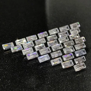 ZIRCON 33pcs Set 5.25ct White Baguette 4x2x1.4mm Approx SI - VS Clarity Cambodia - Foto 1 di 12