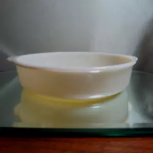 Fire King Ivory 9" Round Cake/Bake Pan - Picture 1 of 10
