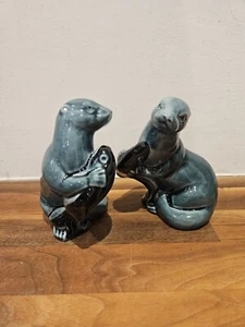 VINTAGE POOLE STUDIO POTTERY OTTER 12CM *** RARE ALL-BLUE VERSION *** - Picture 1 of 10
