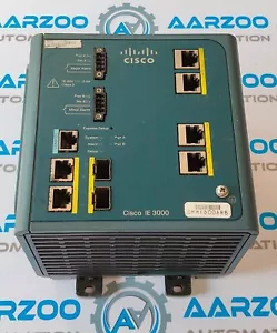 Switch Cisco Industrial Ethernet serie 3000 IE-3000-4TC - Foto 1 di 8