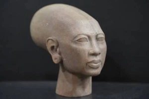 Head of Nefertari Daughter of Akhenaten Unique Egyptian Handmade Large Skull - Picture 1 of 6