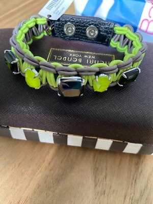 Pulsera de cuentas Henri Bendel Astor - paracaídas verde/gris + piedras verdes Foto 1 de 4