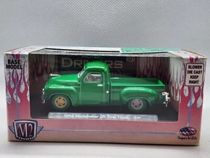 M2 AUTO FAHRER Chase 1954 STUDEBAKER 2R LKW - grün mit grünen Reifen 12-20 - Bild 1 von 6